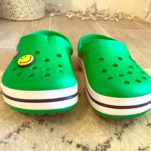 CROCS Green with Navy/White stripe